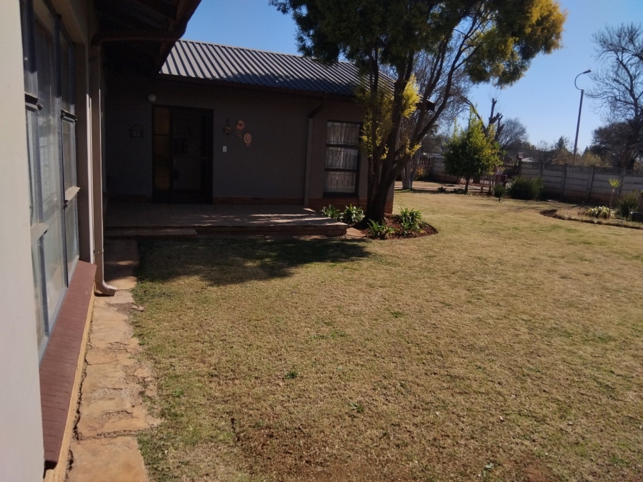 3 Bedroom Property for Sale in Meiringspark Ext 2 North West